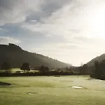 Woodenbridge Hotel 우든브리지