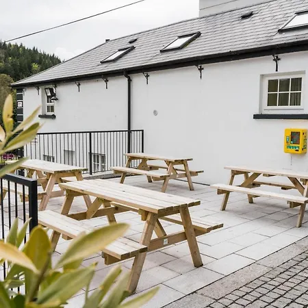Woodenbridge Hotel