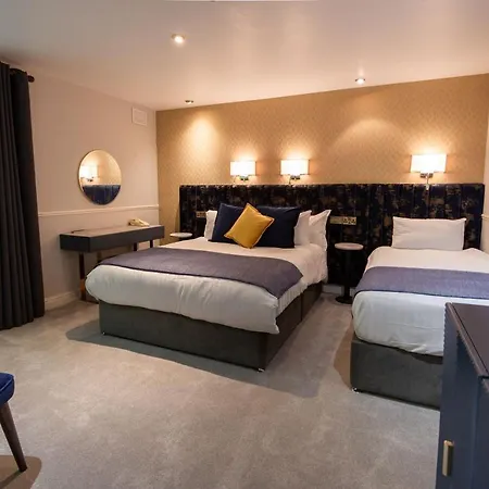Woodenbridge Hotel Hotel