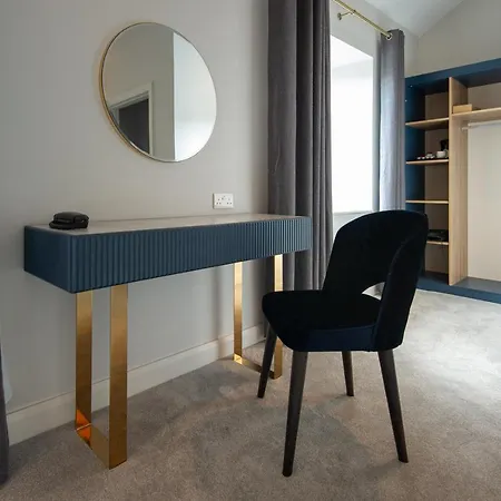 Woodenbridge Hotel 3*