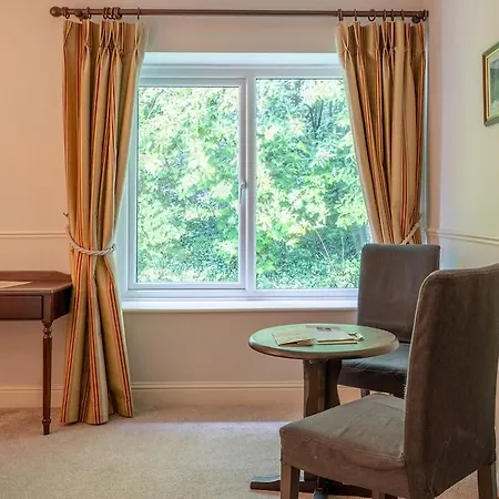 Woodenbridge Hotel