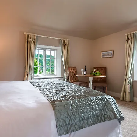 Woodenbridge Hotel 3*