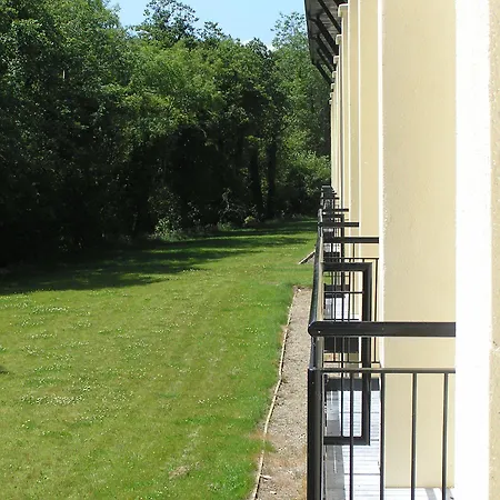 Woodenbridge Hotel Отель Woodenbridge