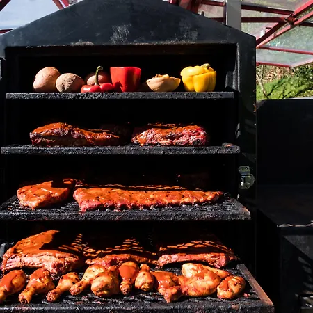 Otel Woodenbridge Hotel 3*