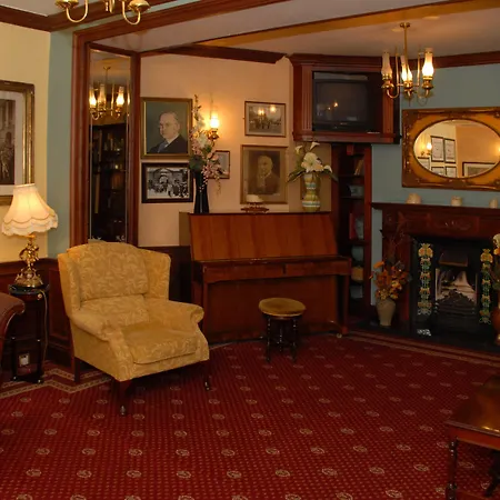 Otel Woodenbridge Hotel Woodenbridge