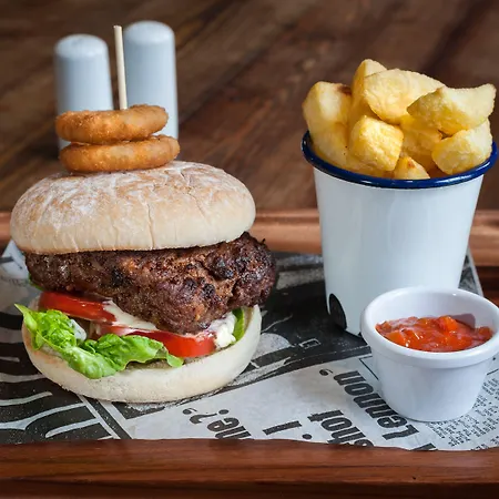 Woodenbridge Hotel 3*