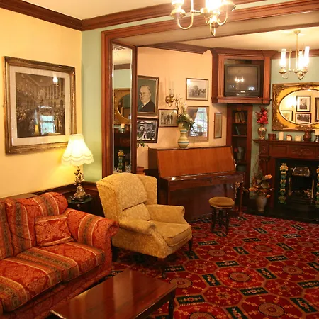 Woodenbridge Hotel 3*