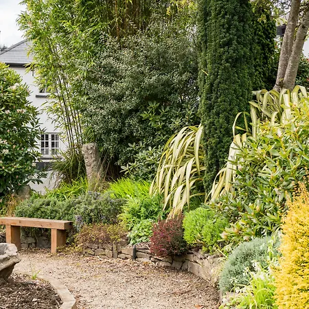 Woodenbridge Hotel Otel 3*