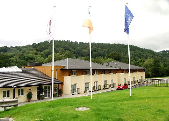 Woodenbridge Hotel