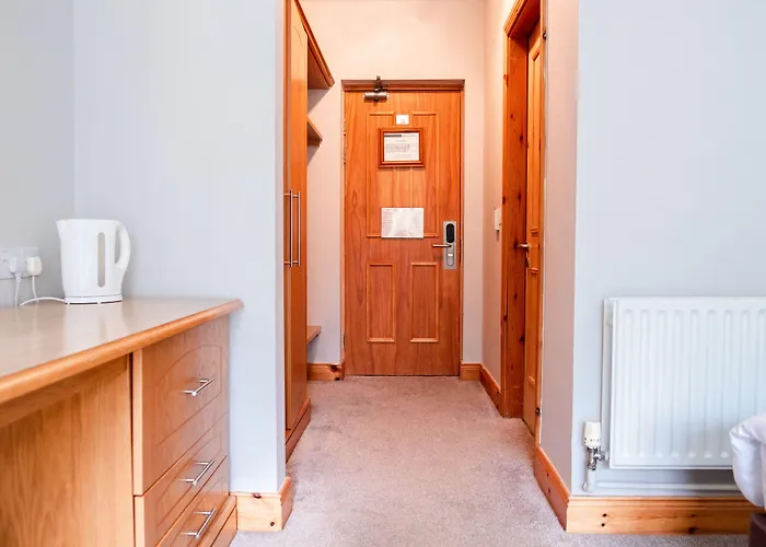 Woodenbridge Hotel Отель Woodenbridge