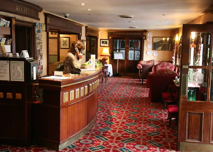 Woodenbridge Hotel Отель