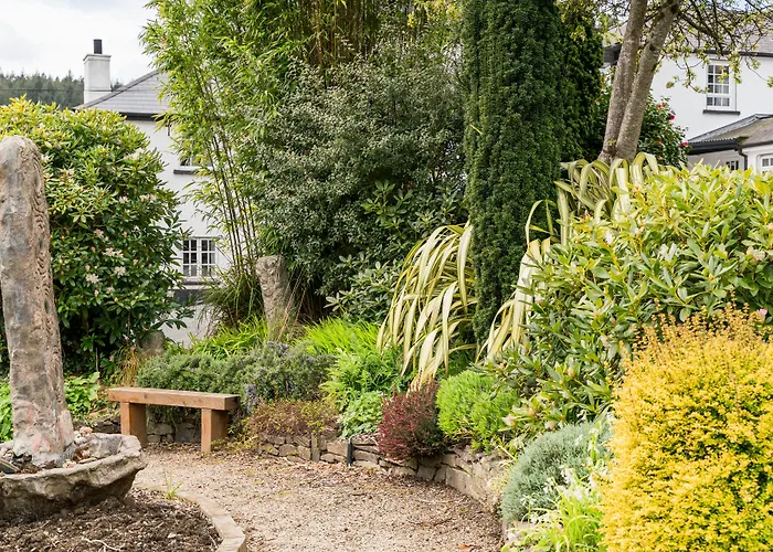 Woodenbridge Hotel Отель 3*